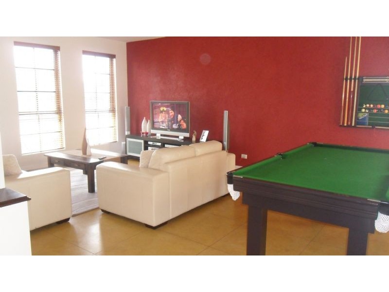 12 Orion Close, Taylors Lakes VIC 3038