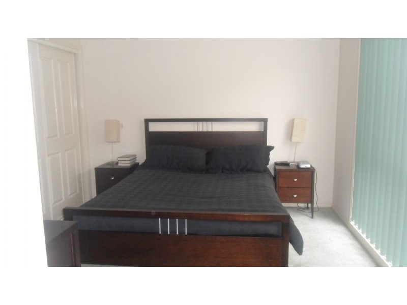 1/48 Trickey Avenue, Sydenham VIC 3037