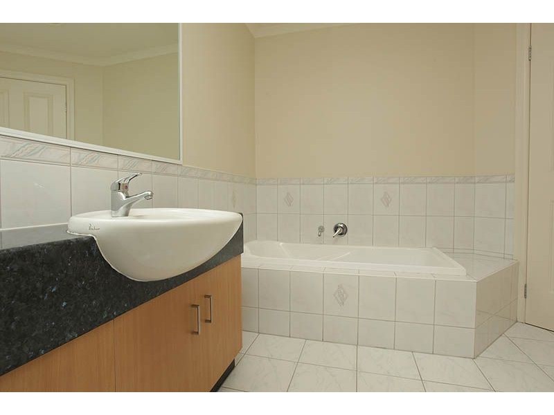 7/504 – 506 Melton Hwy, Sydenham VIC 3037