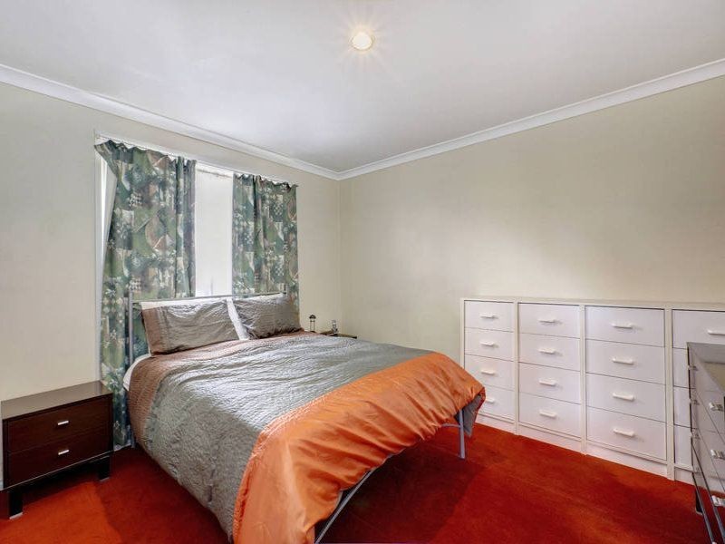 11 Charles Court, Sydenham VIC 3037