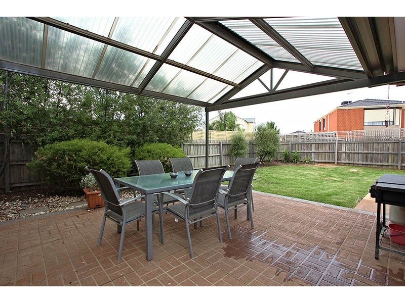 20 Berthon Crescent, Hillside VIC 3037