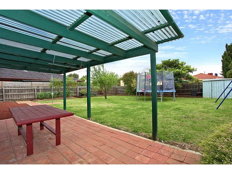 2 Sirius Court, Keilor Downs VIC 3038