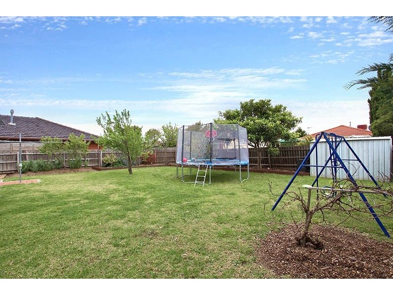 2 Sirius Court, Keilor Downs VIC 3038