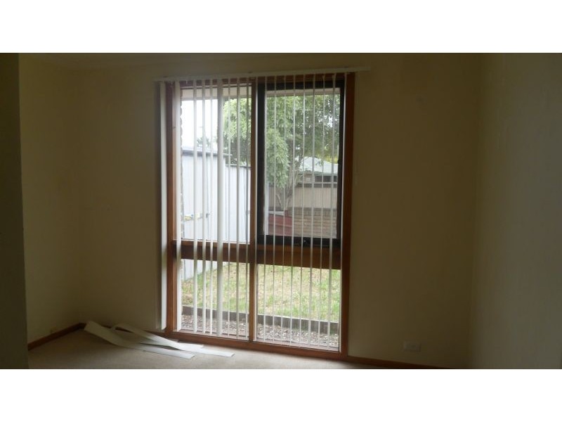 29B Lady Nelson Way, Taylors Lakes VIC 3038