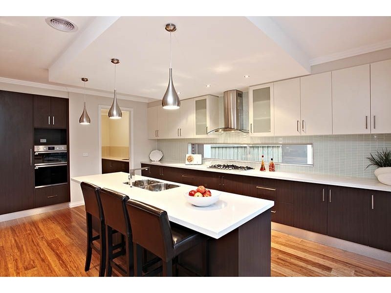 1 Wolviston Avenue, Hillside VIC 3037