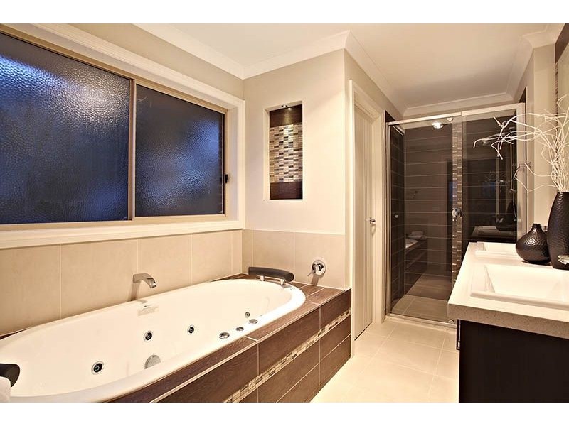 1 Wolviston Avenue, Hillside VIC 3037