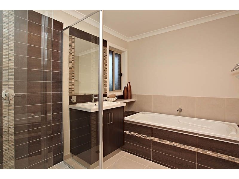 1 Wolviston Avenue, Hillside VIC 3037
