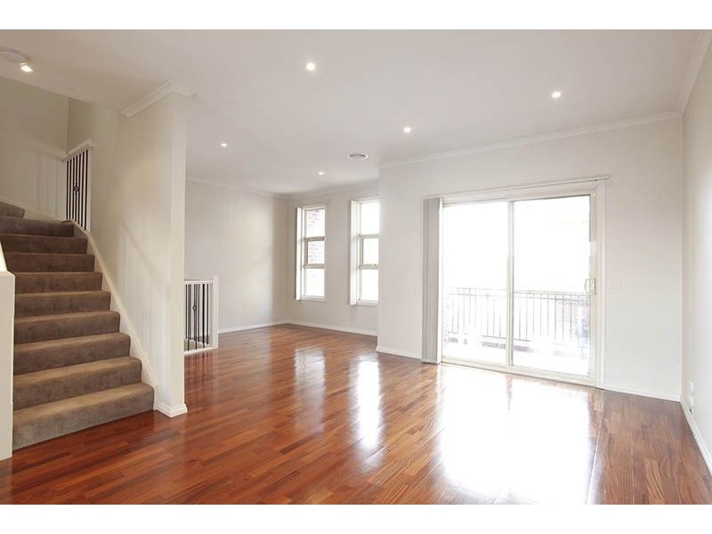 7/504-506 Melton Highway, Sydenham VIC 3037