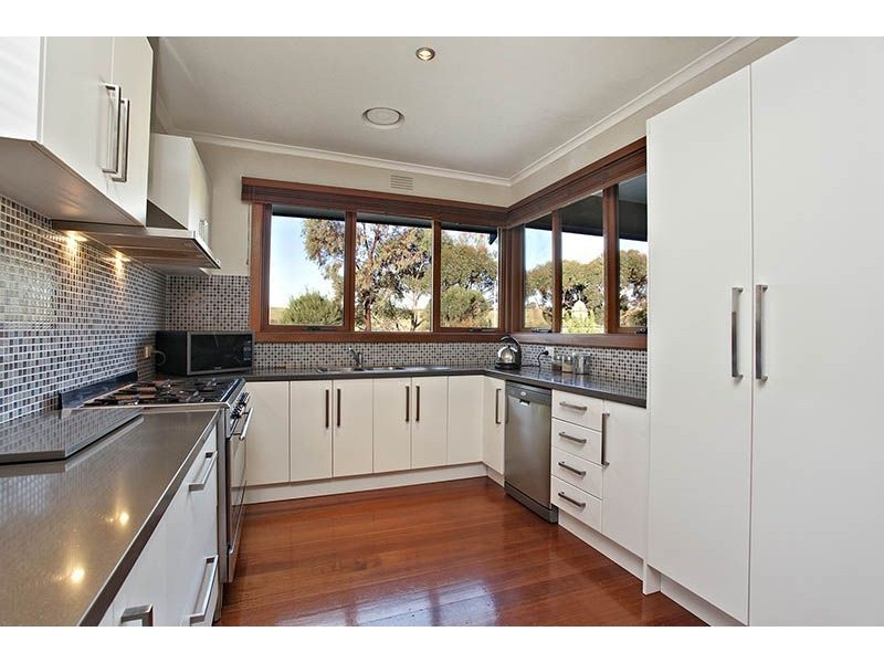 9 Gerona Court, Keilor VIC 3036