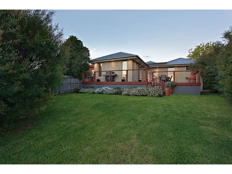9 Gerona Court, Keilor VIC 3036