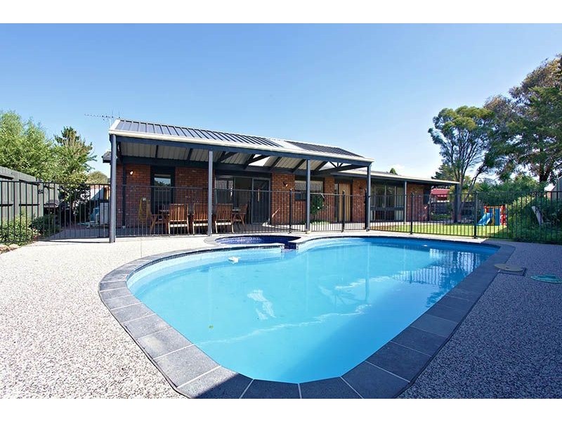 4 Sorell Court, Keilor Downs VIC 3038