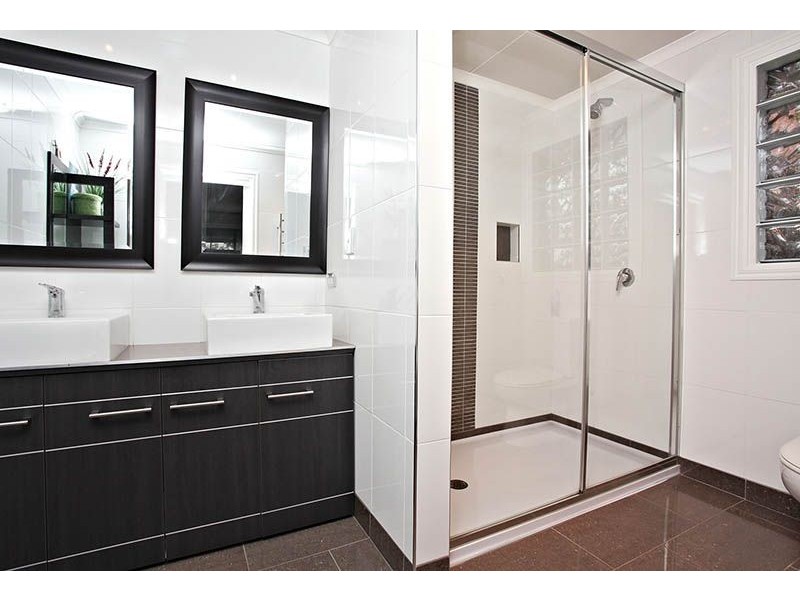 5 Catherine Drive, Hillside VIC 3037