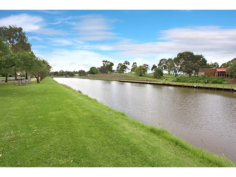 32 Walter Street, Ascot Vale VIC 3032