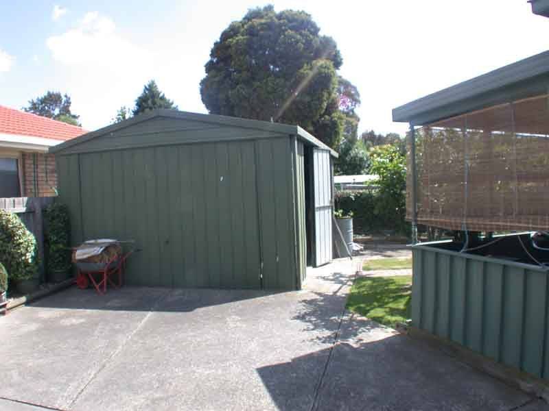 1 Canterbury Street, Cranbourne VIC 3977