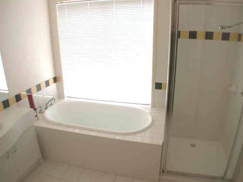 189 Monahans Road, Cranbourne VIC 3977