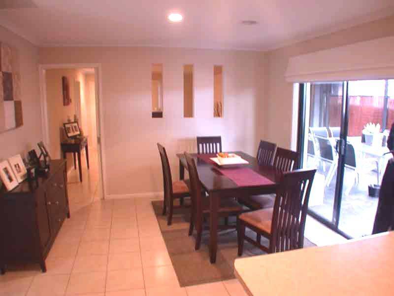 9 Fishburn Place, Cranbourne VIC 3977