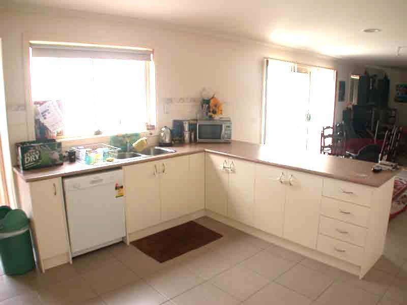 Cranbourne VIC 3977
