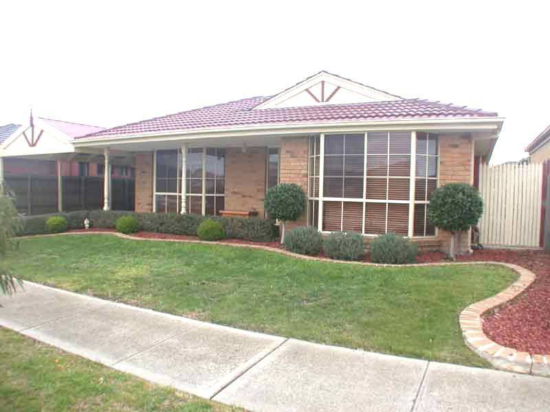 24 Montrose Way, Cranbourne VIC 3977