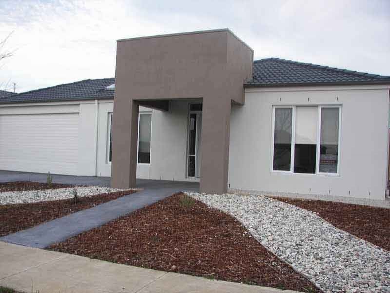 55 PHOENIX AVENUE, Cranbourne VIC 3977