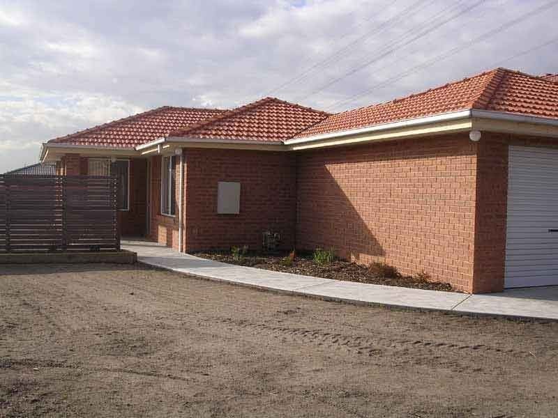 10 PARNELL COURT,, Cranbourne VIC 3977