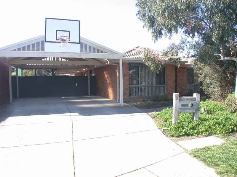 Cranbourne North VIC 3977