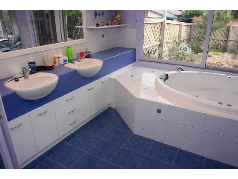 97 WAVERLEY PARK DRIVE, Cranbourne North VIC 3977