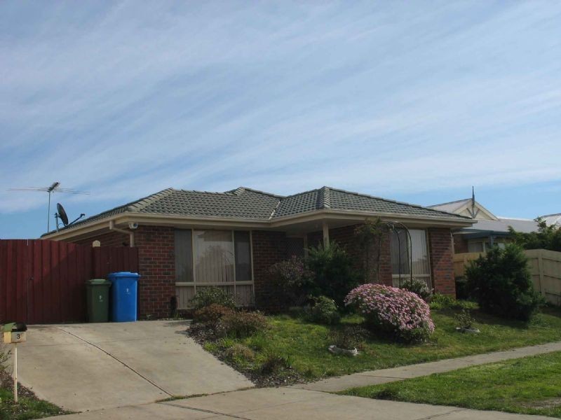3 GENOA WAY,, Cranbourne VIC 3977