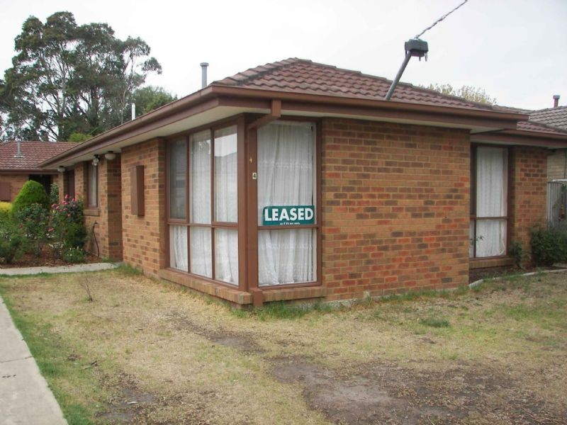 1/4 DAMIEN COURT, Cranbourne VIC 3977