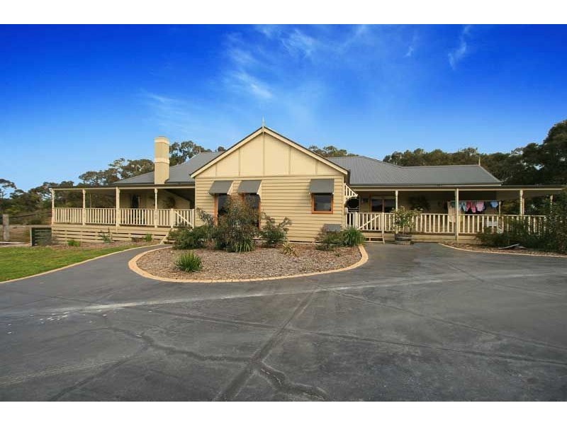 855 North Road , Cranbourne South VIC 3977