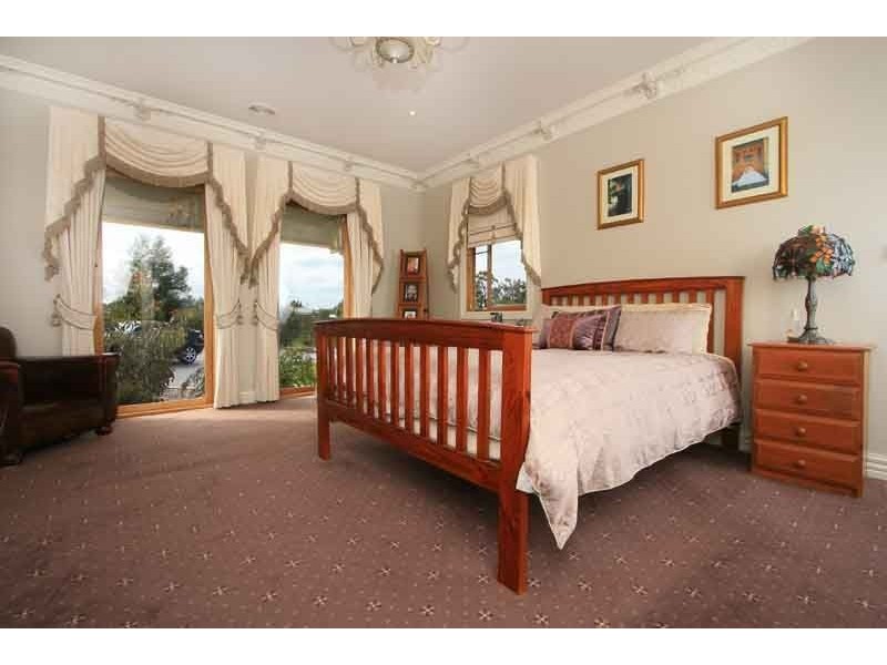 855 North Road , Cranbourne South VIC 3977