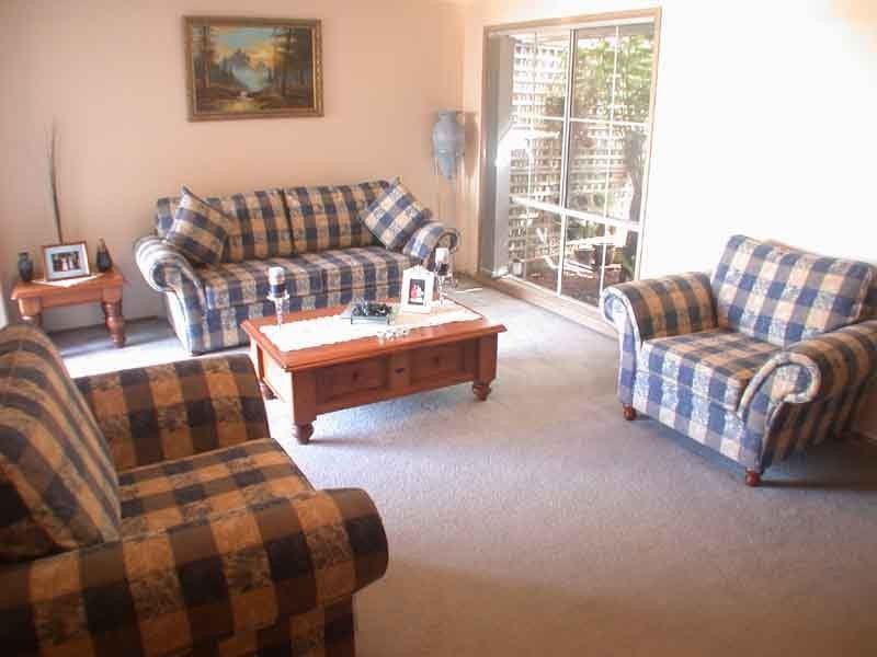 64 Hamilton Drive , Cranbourne North VIC 3977