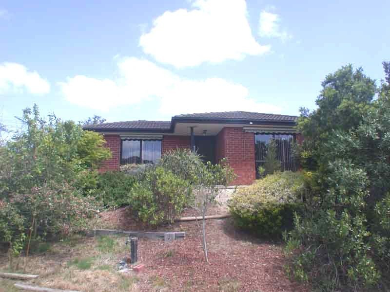 7 Tamworth Court , Cranbourne North VIC 3977
