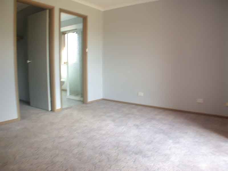 7 Tamworth Court , Cranbourne North VIC 3977