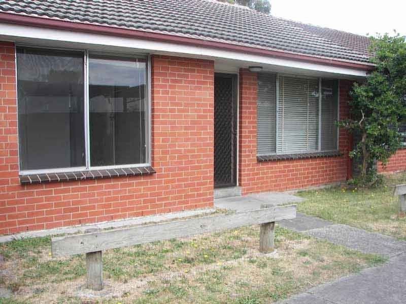 2/9 Bride Avenue, Hampton Park VIC 3976