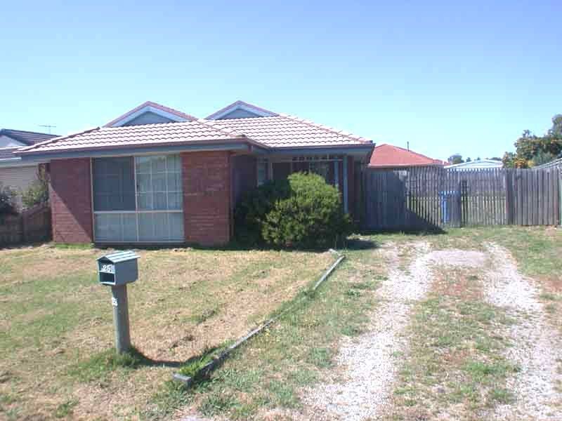 Cranbourne North VIC 3977