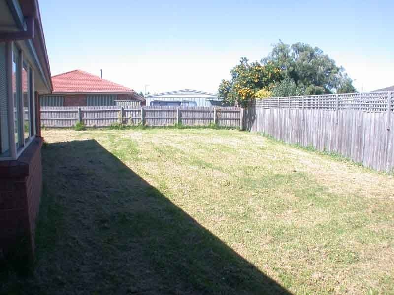 Cranbourne North VIC 3977