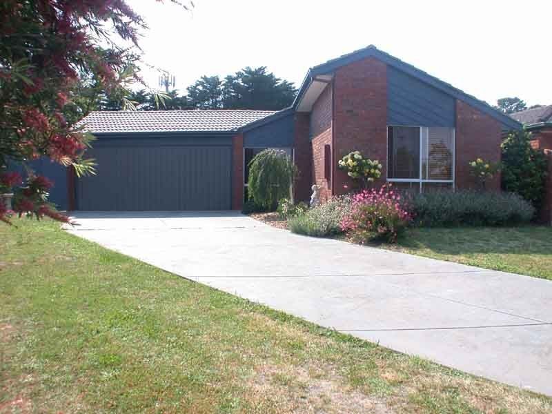 Cranbourne North VIC 3977