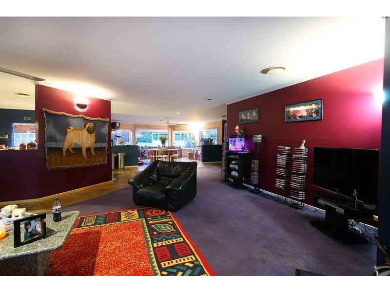 Cranbourne VIC 3977