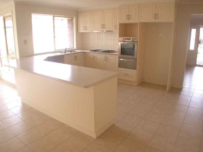 Cranbourne VIC 3977
