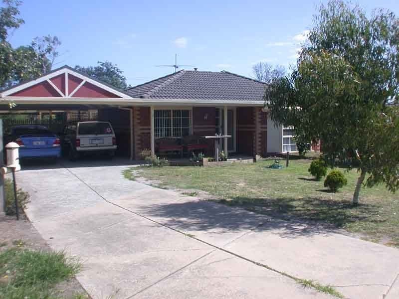 2 Bengal Court , Cranbourne North VIC 3977