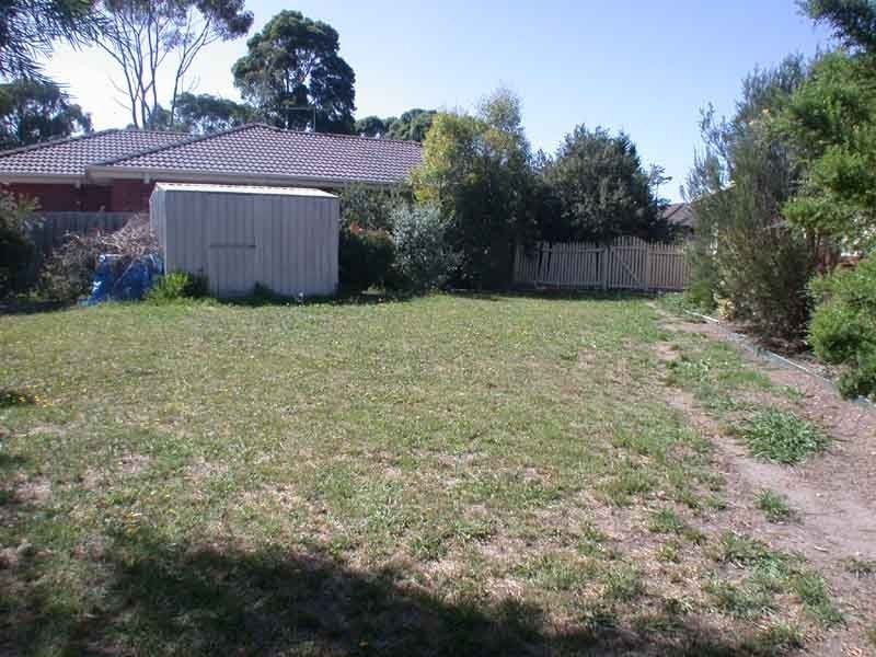 2 Bengal Court , Cranbourne North VIC 3977