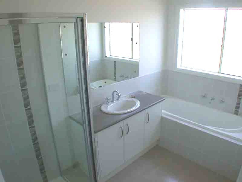 Cranbourne North VIC 3977