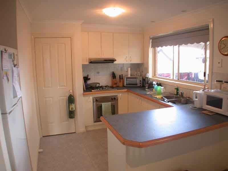 25 Stephellen Way, Cranbourne West VIC 3977