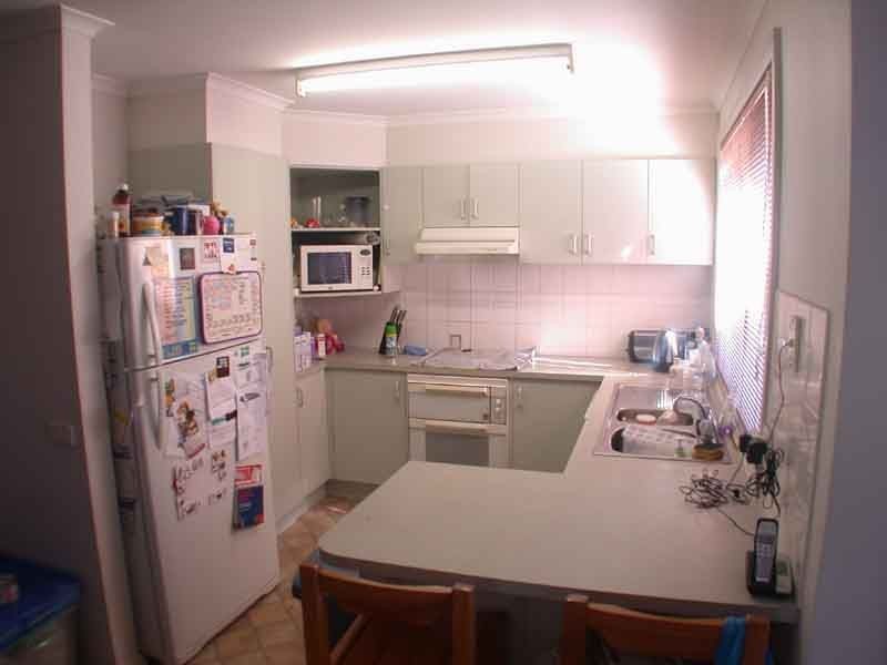 6 Maureen Close, Cranbourne West VIC 3977