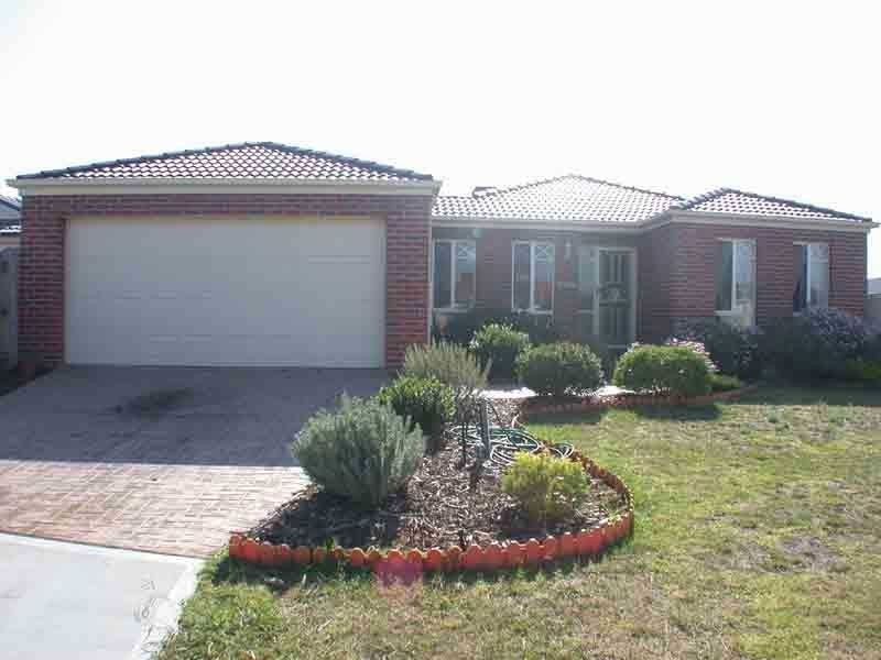 35 Gentle Annie Drive, Blind Bight VIC 3980