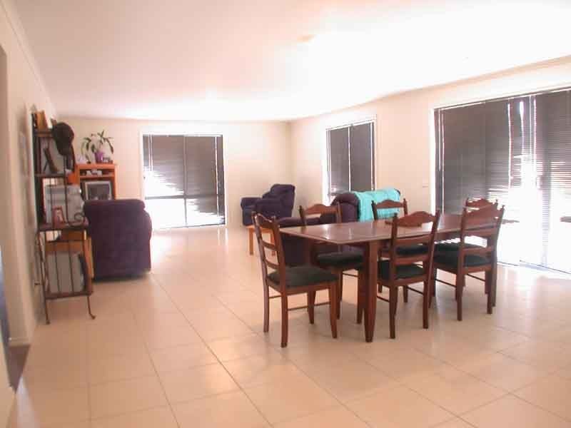 Cranbourne North VIC 3977