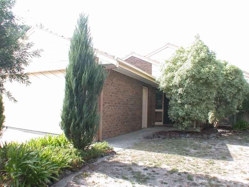 Cranbourne North VIC 3977