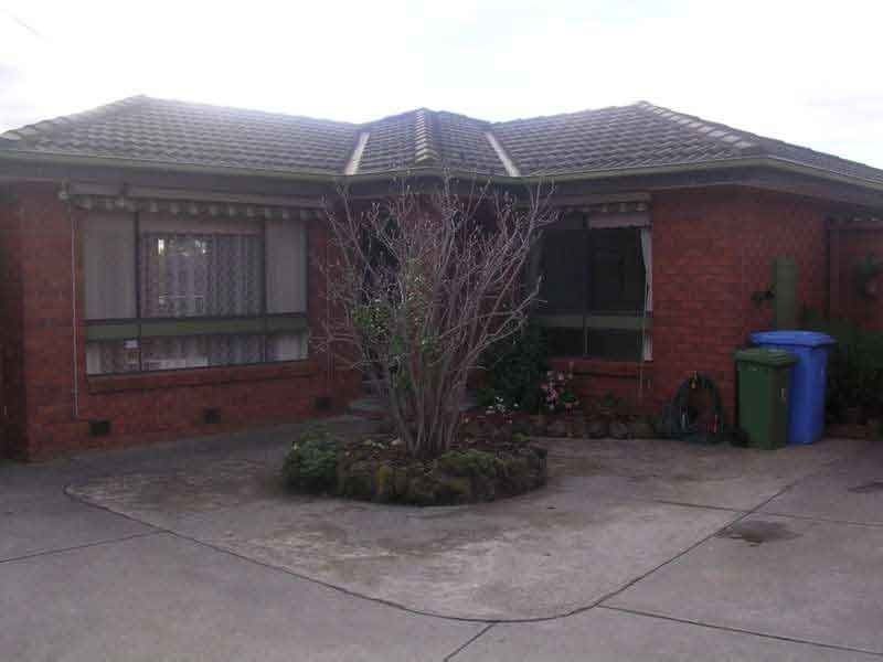 4/35 Lyall Street, Cranbourne VIC 3977