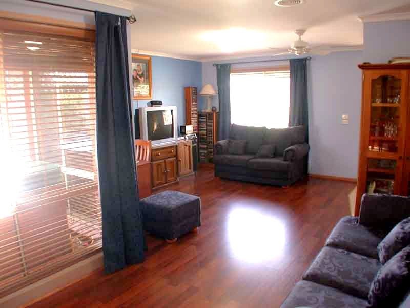 Cranbourne North VIC 3977