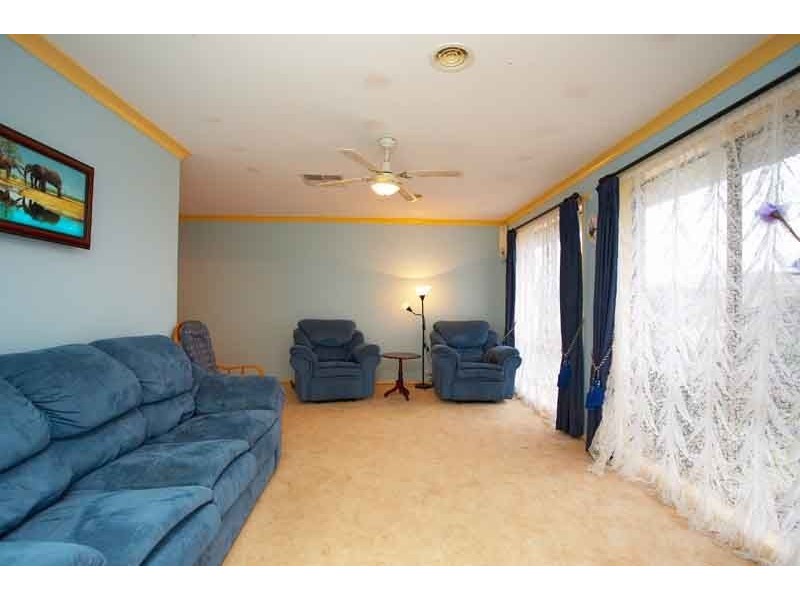 21 Bates Street, Cranbourne VIC 3977
